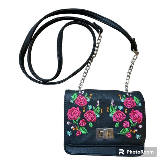 art class Handbags - NEW Art Class Rose Embroidered Crossbody Mini Purse Bag